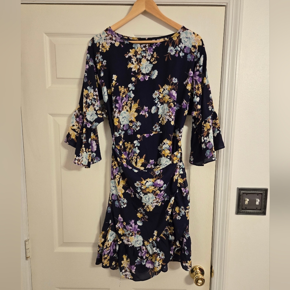 B Collection by Bobeau Astrid Blue And Purple Floral Apron Wrap Dress size large